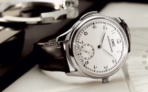 万国手表的保养方法及注意事项-手表保养维修平台