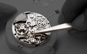 机械手表机芯清洗保养的流程-手表保养维修平台