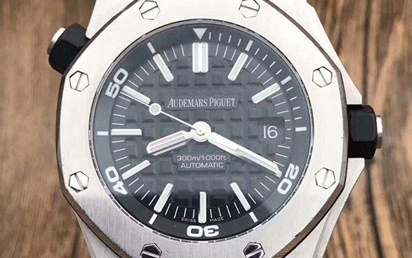 爱彼手表起雾的原因及解决方法（图）